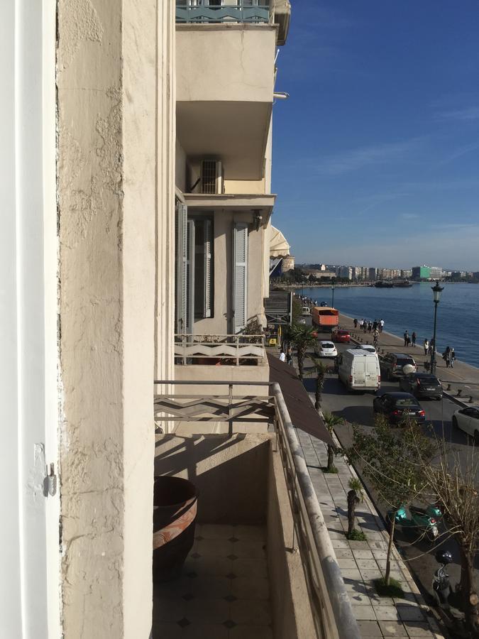 Air Waterfront Nikis Apartment Салоники Экстерьер фото